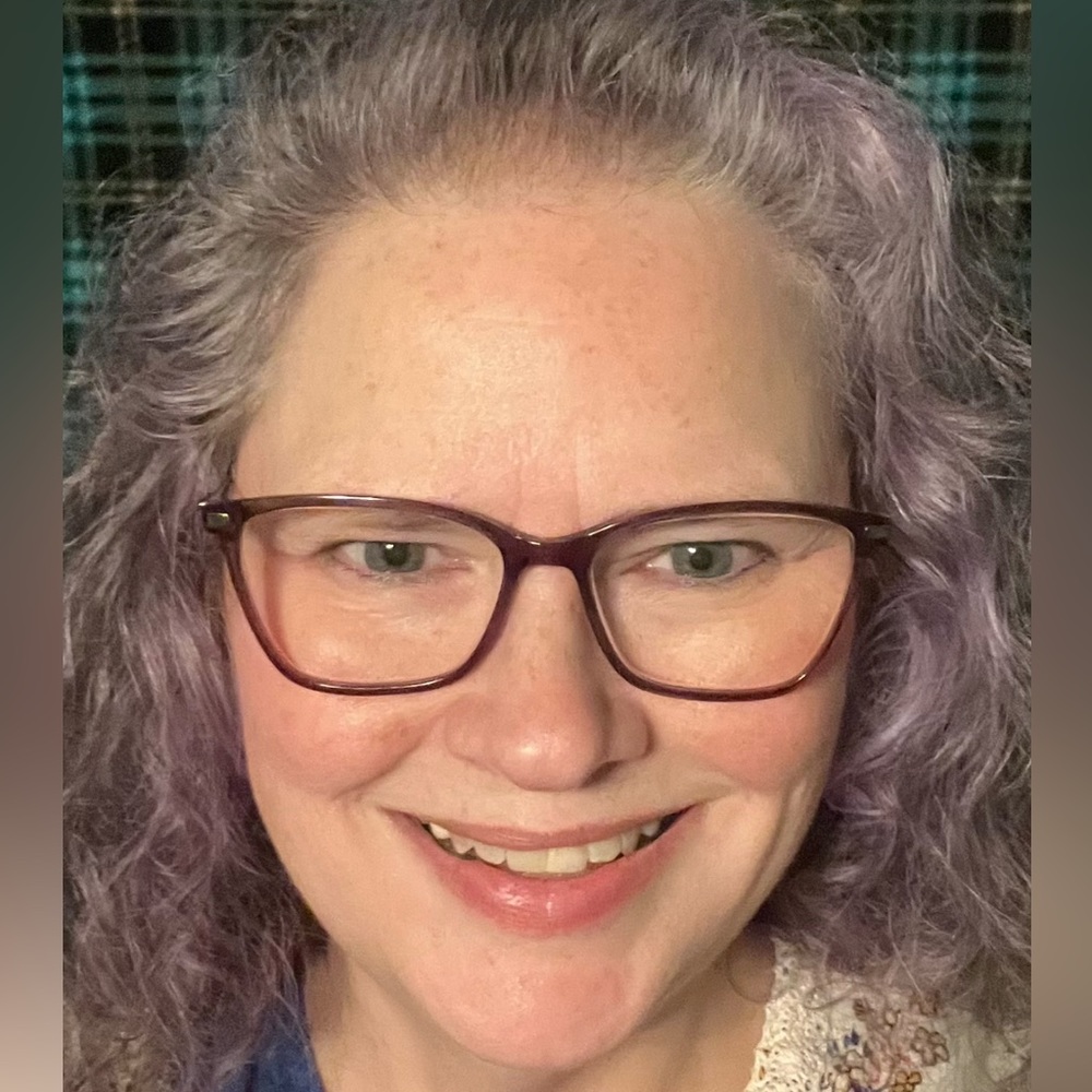 Meet your Posher, Pamela